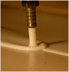 Remplacer le dichlorométhane (chlorure de méthylène) absorption rapide par les voies respiratoires, irritant oculaire, mutagène in vitro, cancérogène suspecté. Solvants. Fabricants solvants. Fournisseurs solvants. Solvants alternatifs. Fabricants solvants alternatifs. Fournisseurs solvants alternatifs. Solvant alternatif dichlomethane. Solvant alternatif chlorure de methylene. Substitut dichloromethane. Substitut chlorure de methylene. Substituts solvants CMR. Substitution dichloromethane. Substitution chlorure de methylene. Solvants de substitution CMR